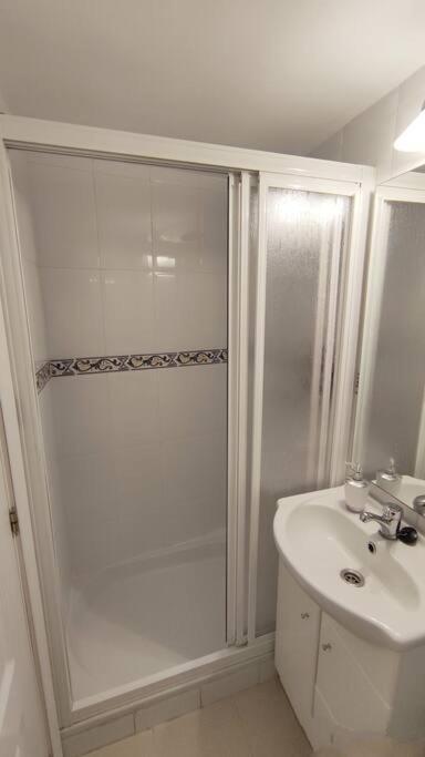 Lovely Apartment In Madrid Center Buitenkant foto